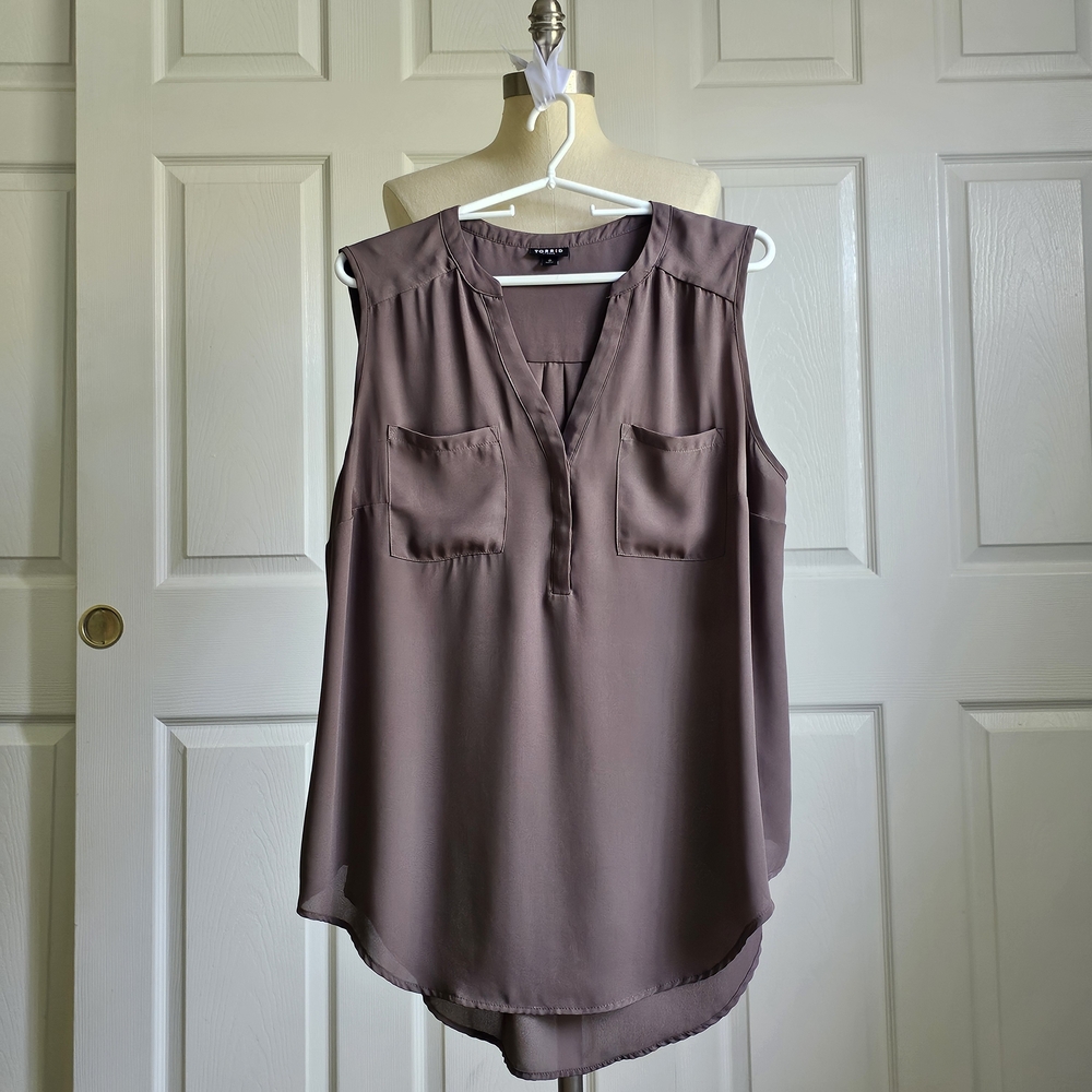 Torrid Harper Sleeveless Blouse
